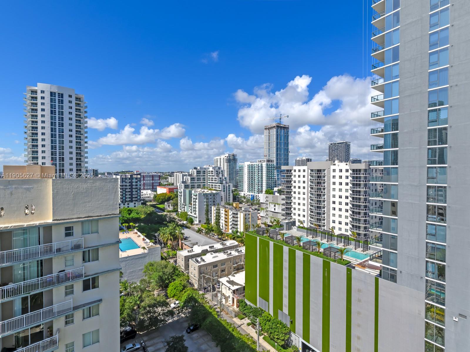NEW WAVE CONDO - Residential Lease