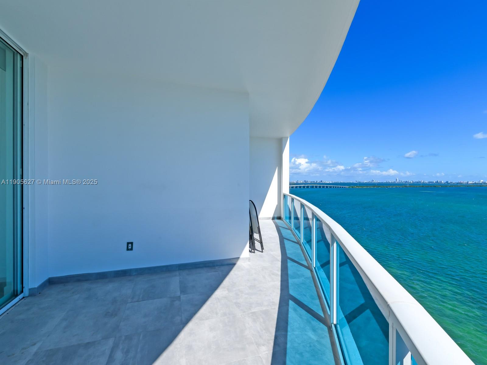 NEW WAVE CONDO - Residential Lease