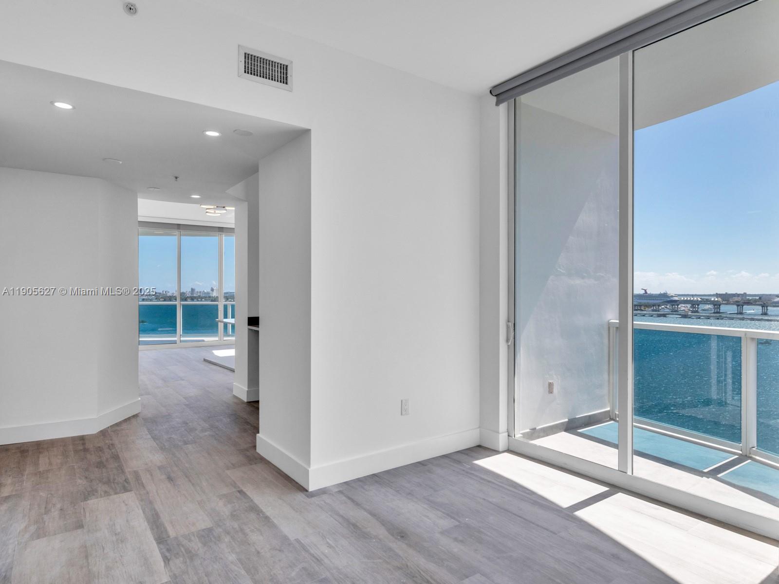 NEW WAVE CONDO - Residential Lease