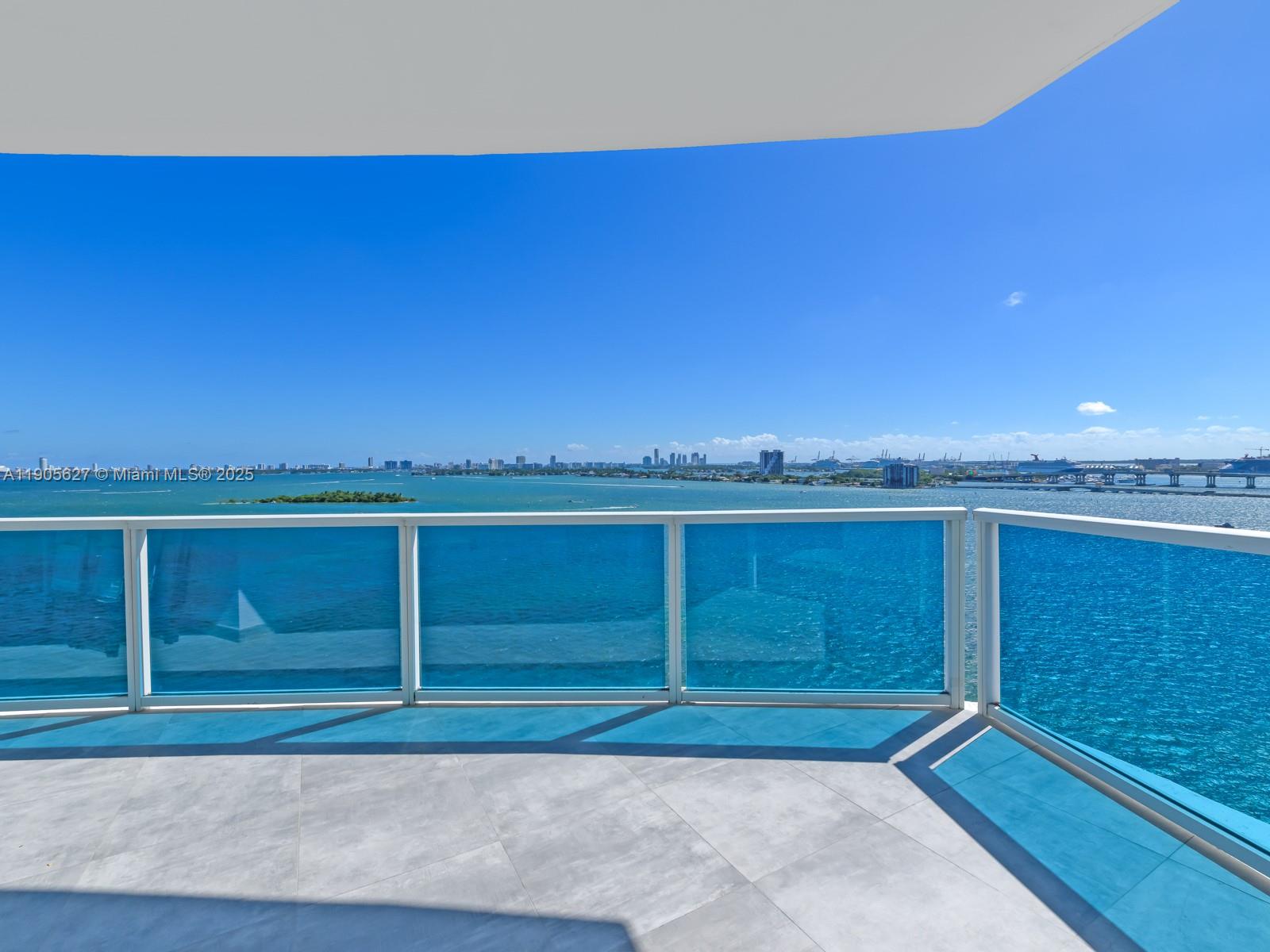 NEW WAVE CONDO - Residential Lease