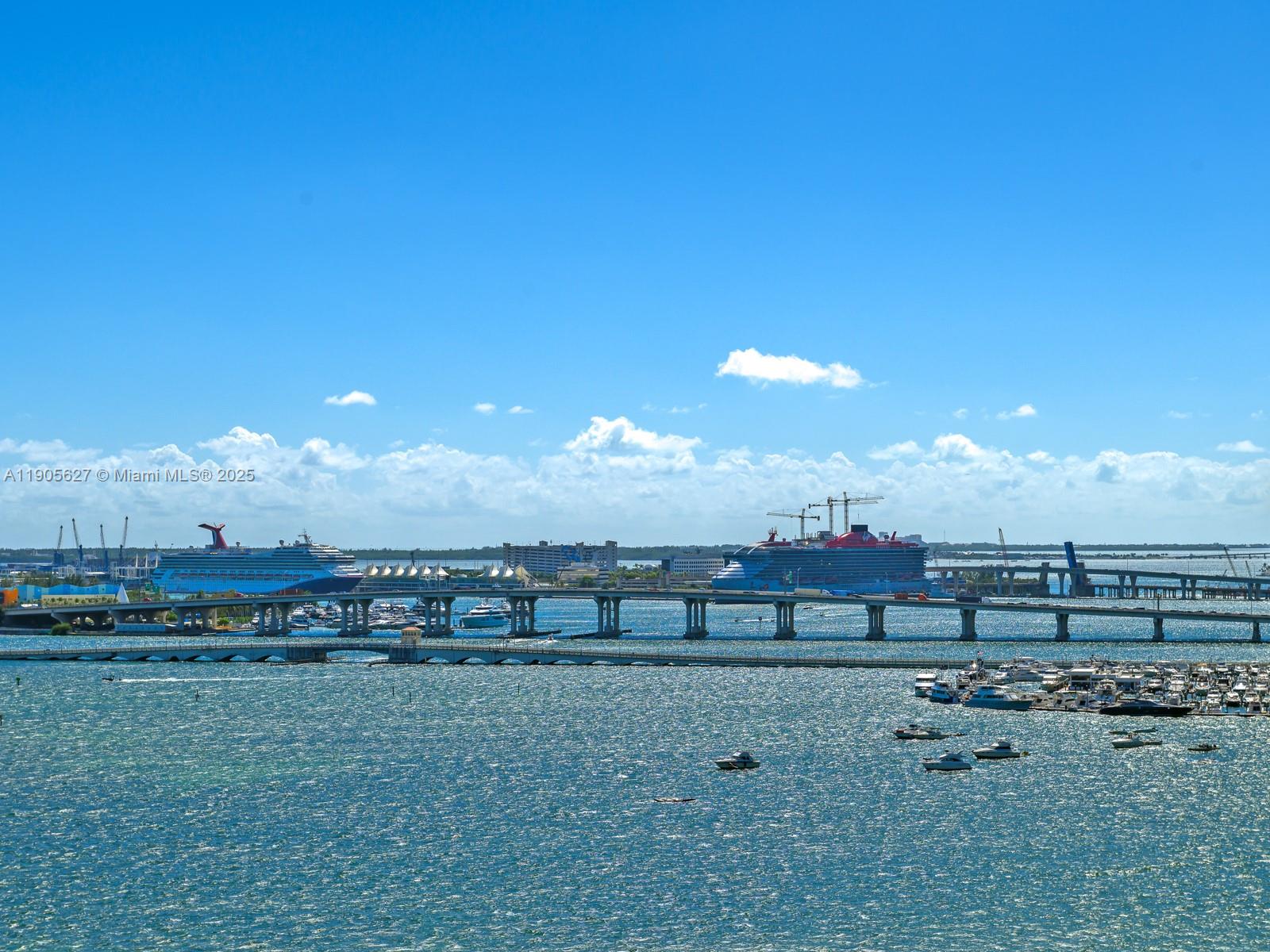 NEW WAVE CONDO - Residential Lease