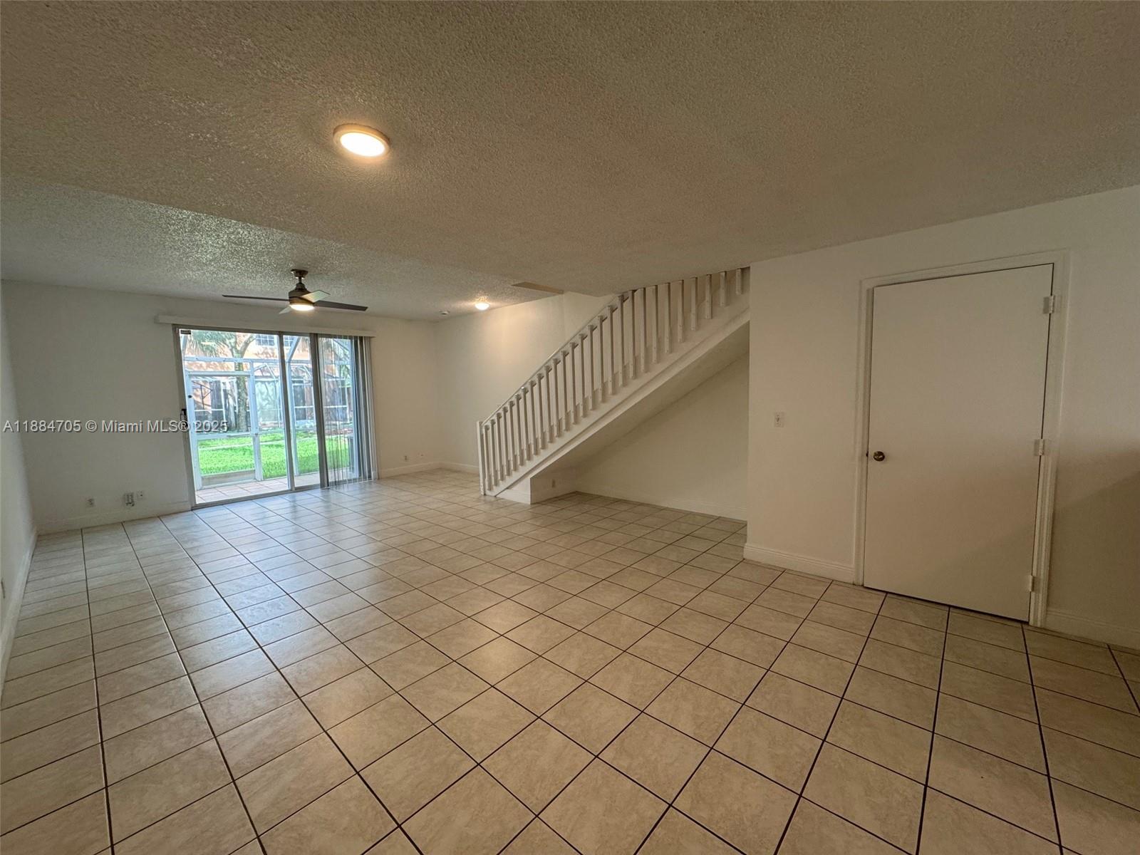 SECTORS 3 & 4 BOUNDARY PL - Residential Lease