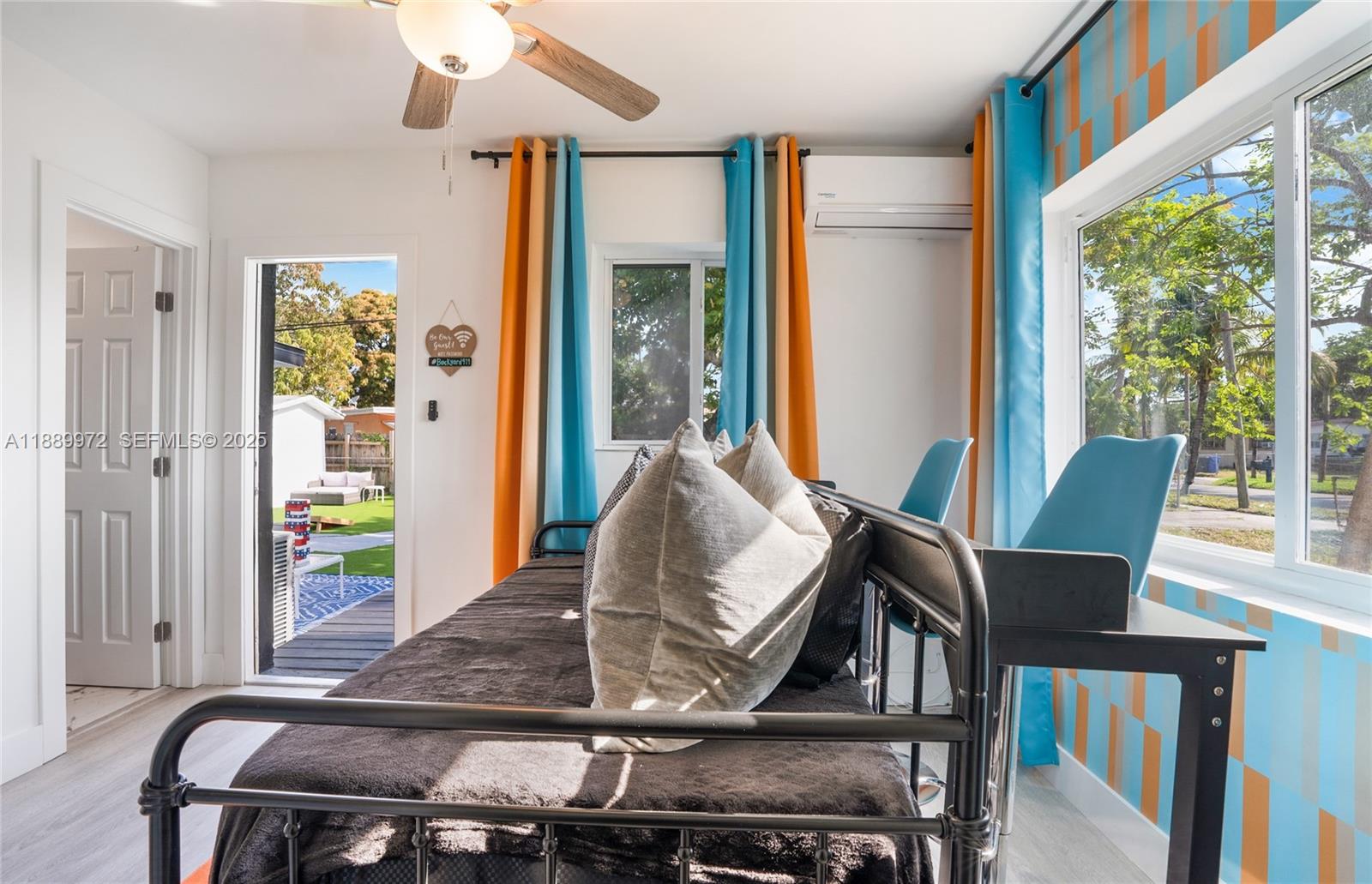 LAUDERDALE MANORS ADD - Residential Income