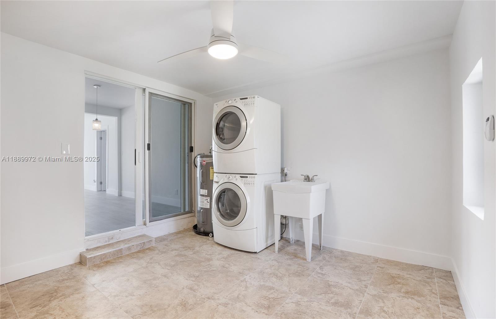 LAUDERDALE MANORS ADD - Residential Income