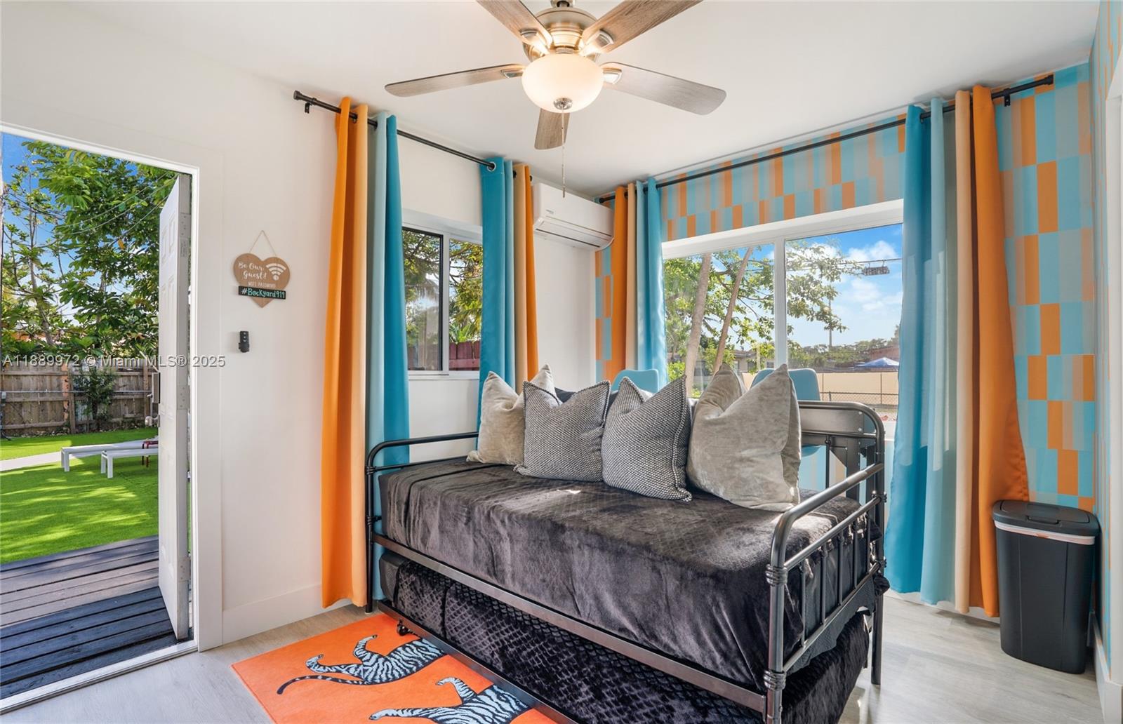 LAUDERDALE MANORS ADD - Residential Income