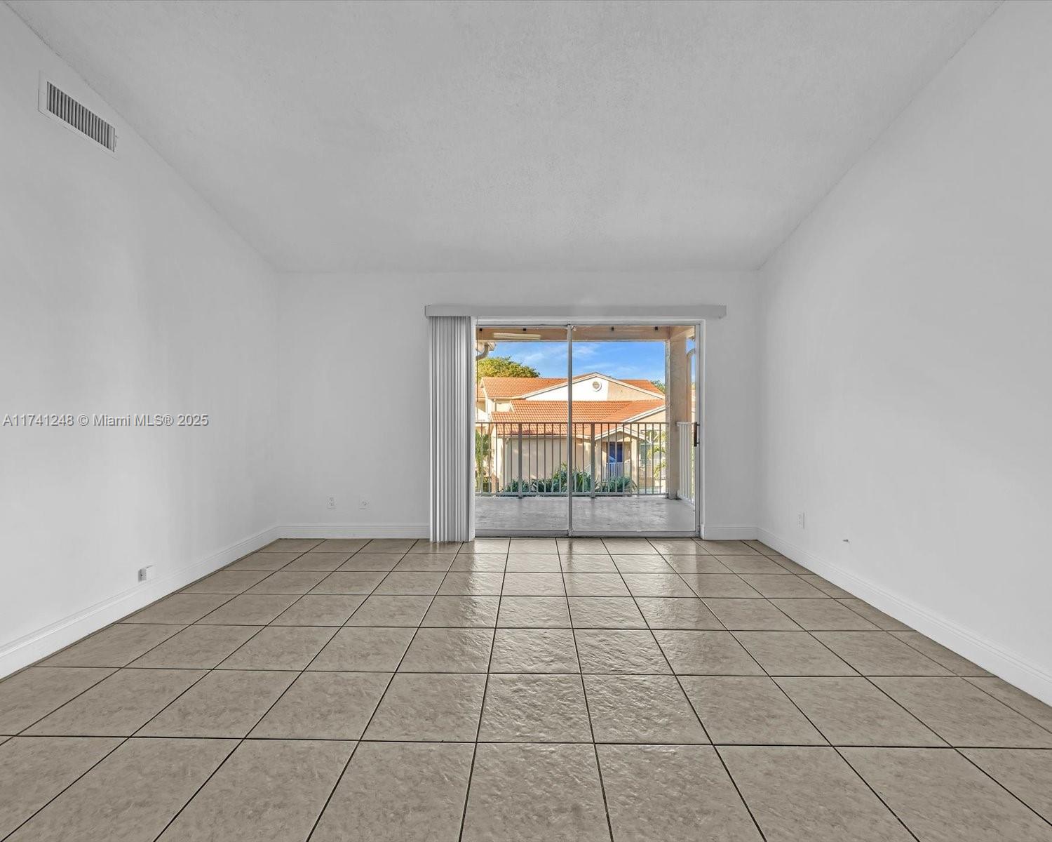 15770 SW 106th Ter 303