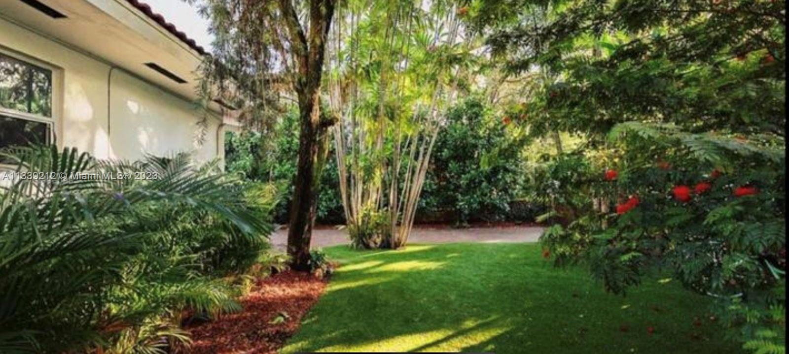 KENTWOOD - Residential Lease