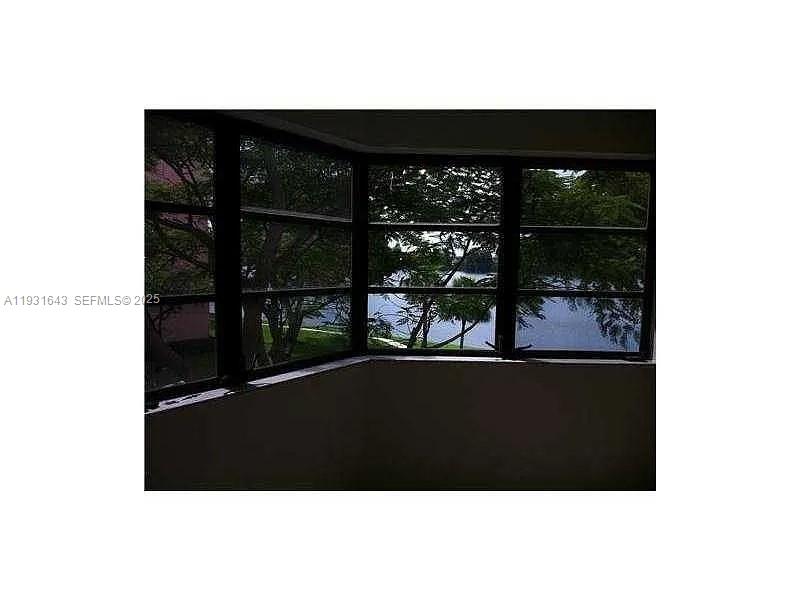 20860 San Simeon Way 302-6