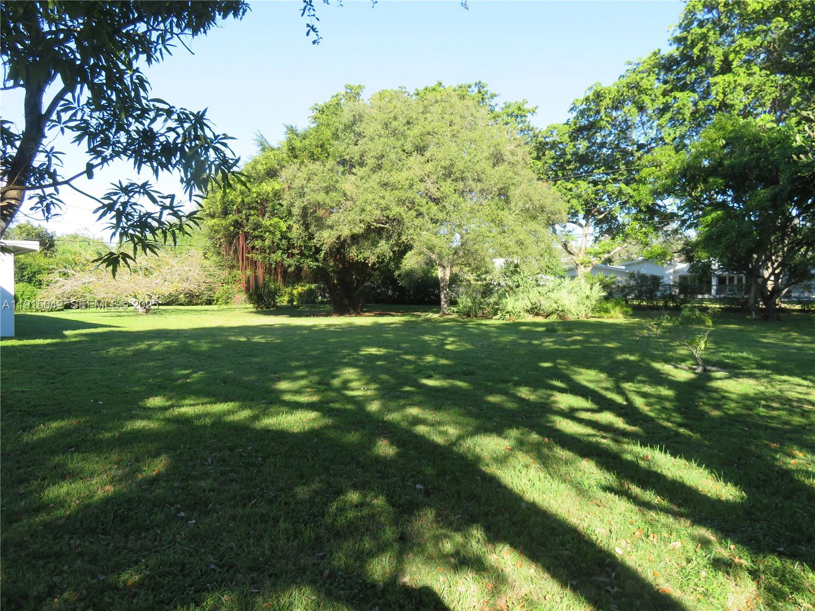 PINE TREE ESTATES - Residential