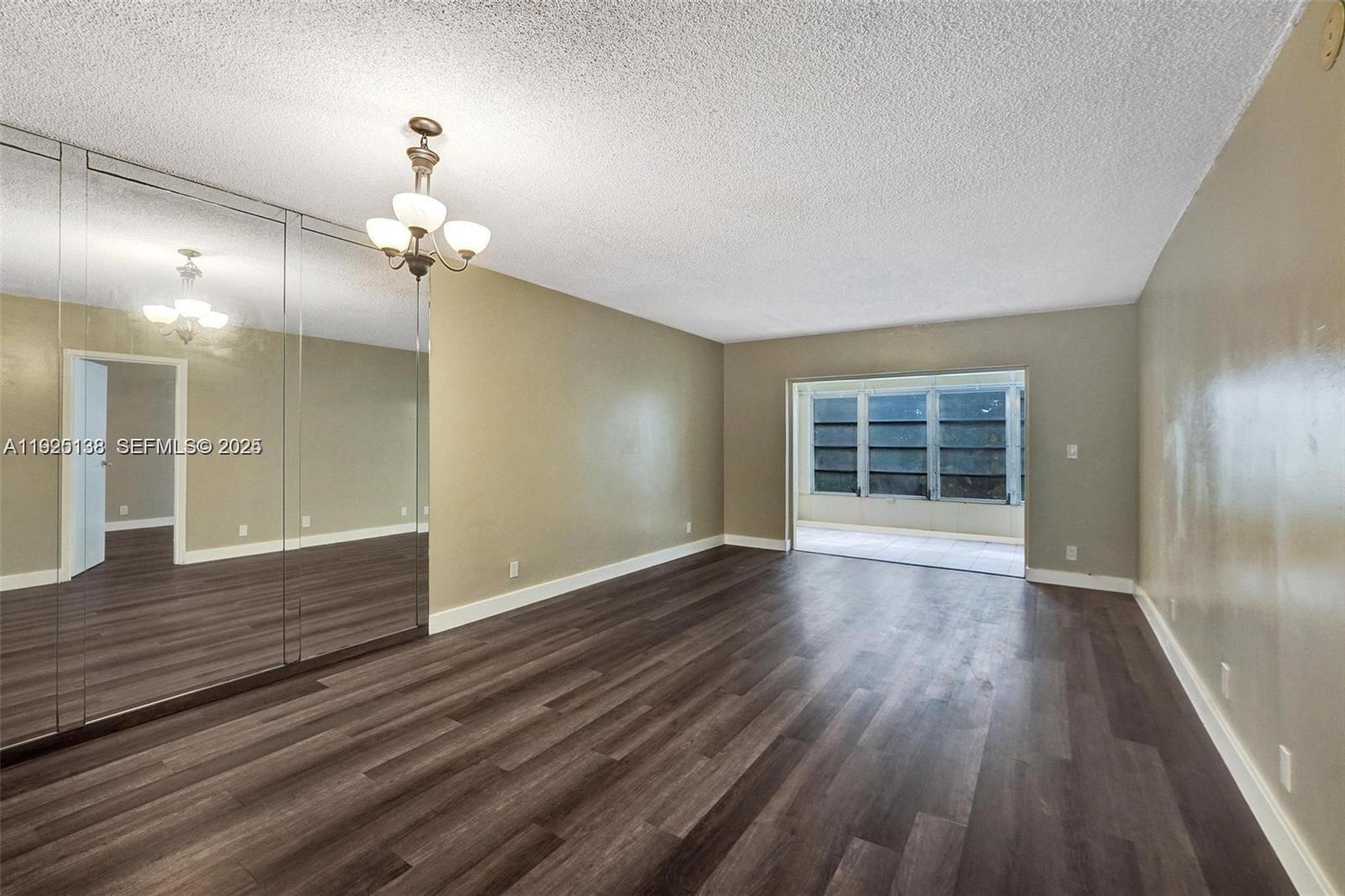 ORIOLE GOLF & TENNIS CLUB - Residential Lease