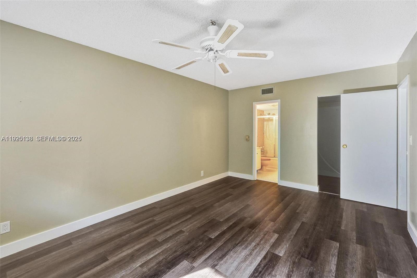 ORIOLE GOLF & TENNIS CLUB - Residential Lease