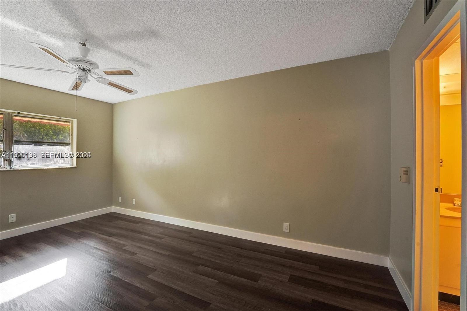 ORIOLE GOLF & TENNIS CLUB - Residential Lease