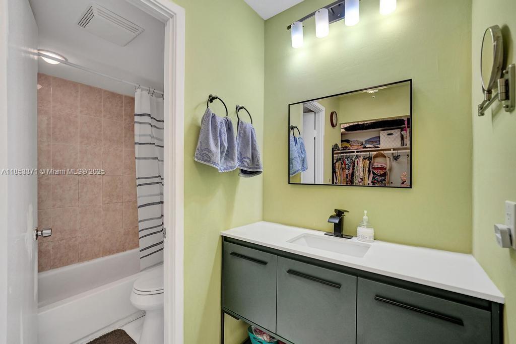 FAIRWAYS RIVIERA CONDO - Residential