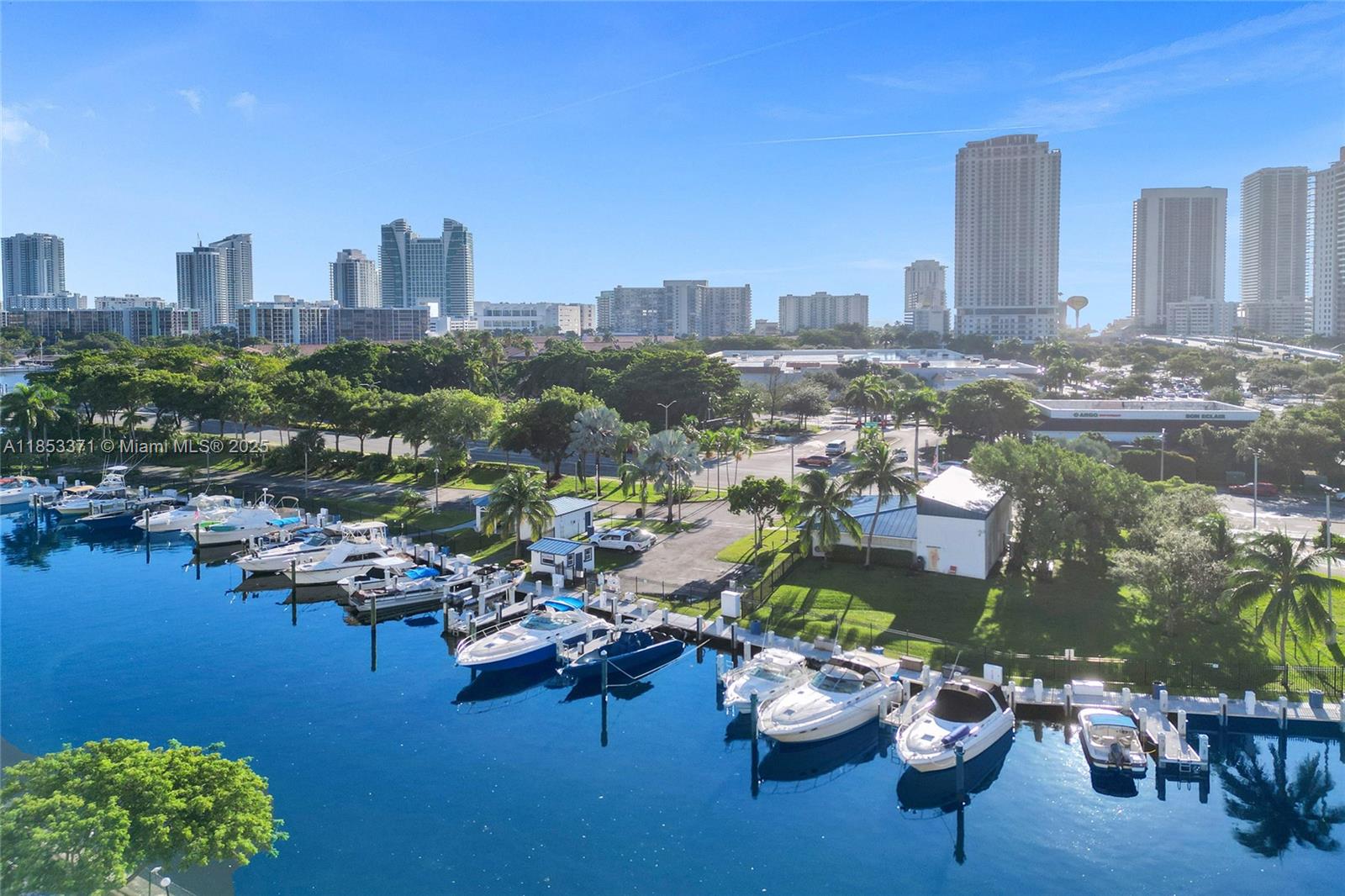 200 Diplomat Pkwy 423