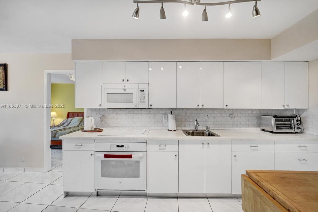 FAIRWAYS RIVIERA CONDO - Residential