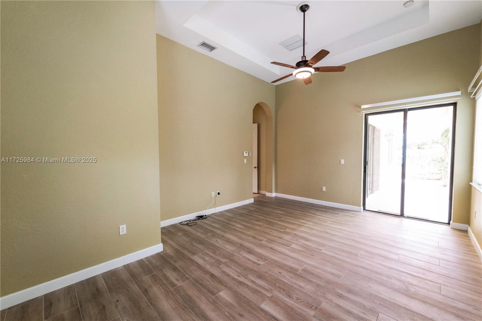 CUTLER CAY - Residential