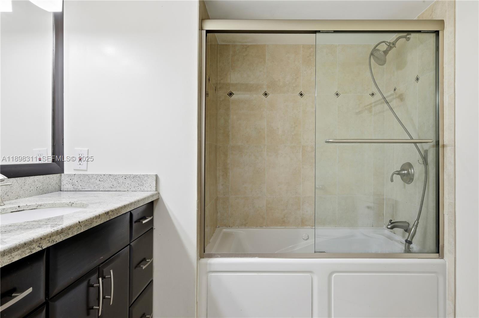 MILANO CONDO - Residential Lease