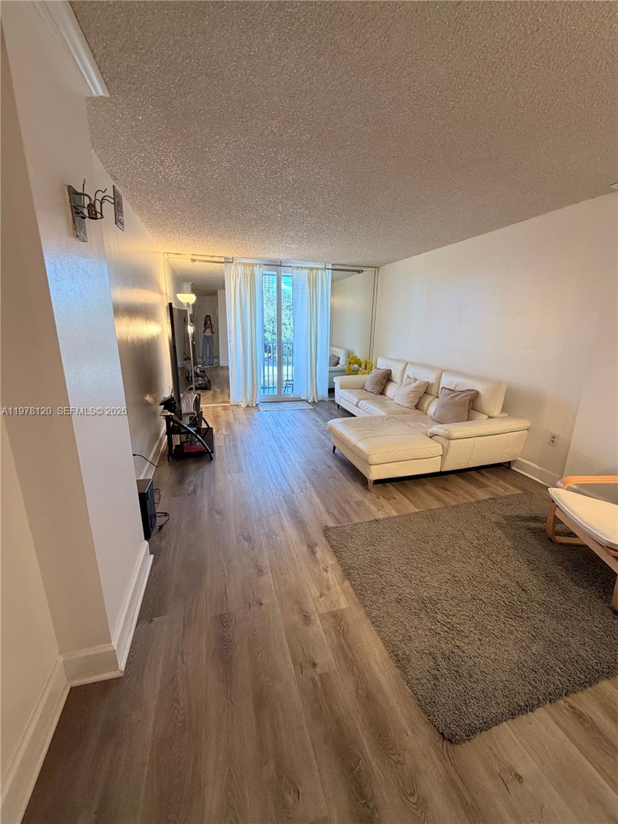 WOODSIDE APTS CONDO - Residential Lease