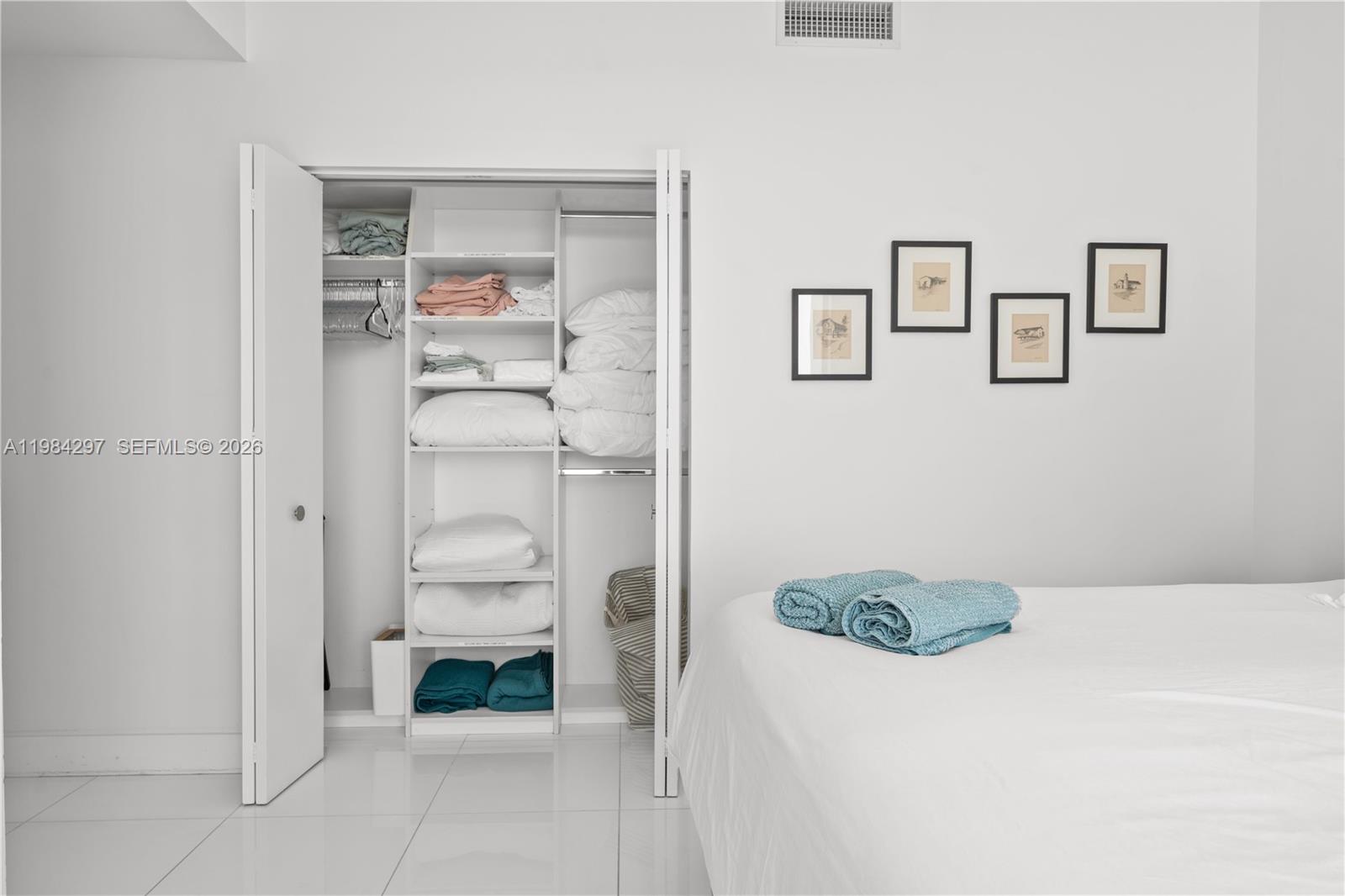 900 BISCAYNE BAY CONDO - Residential