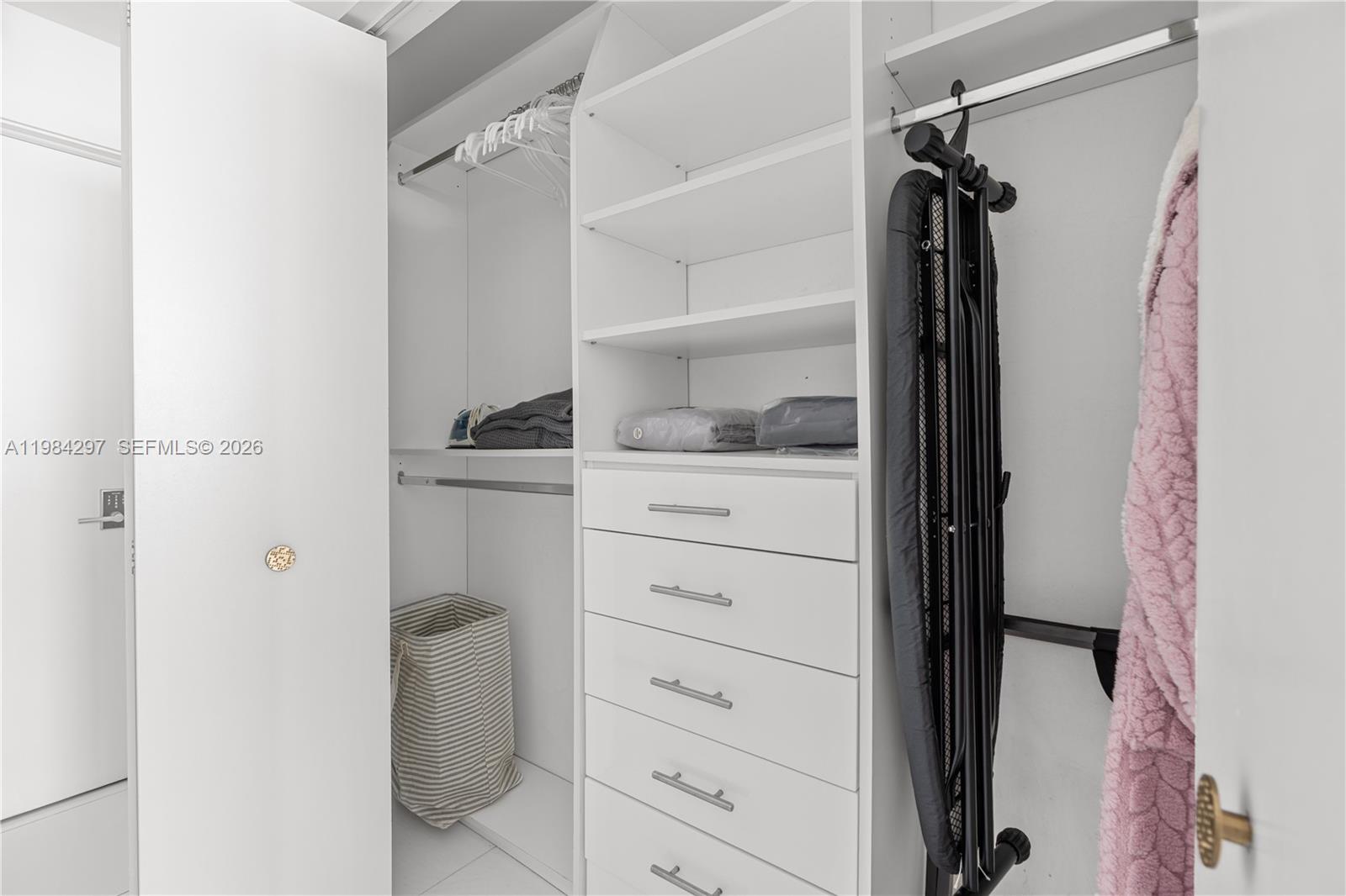 900 BISCAYNE BAY CONDO - Residential