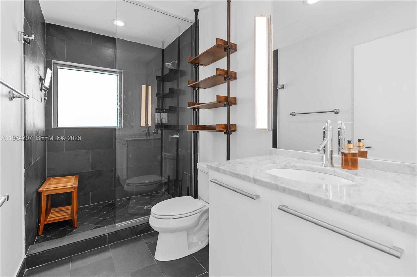 900 BISCAYNE BAY CONDO - Residential