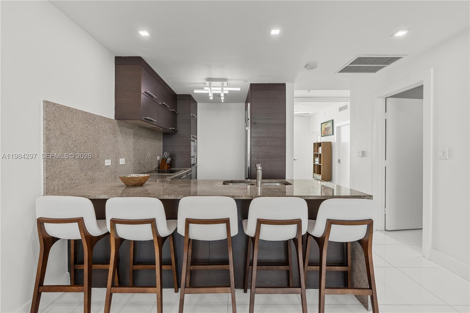 900 BISCAYNE BAY CONDO - Residential