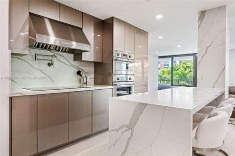 2901 S Bayshore Dr 5E Miami FL 33133