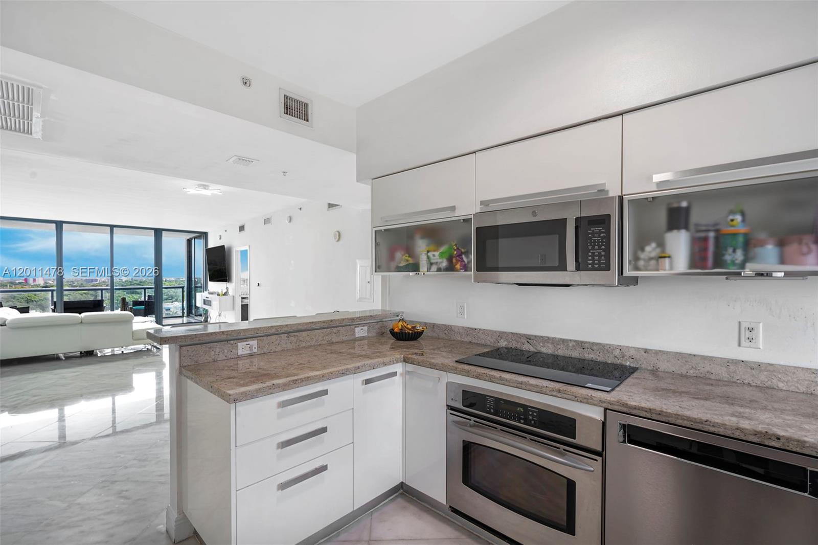 BLUE CONDO - Residential