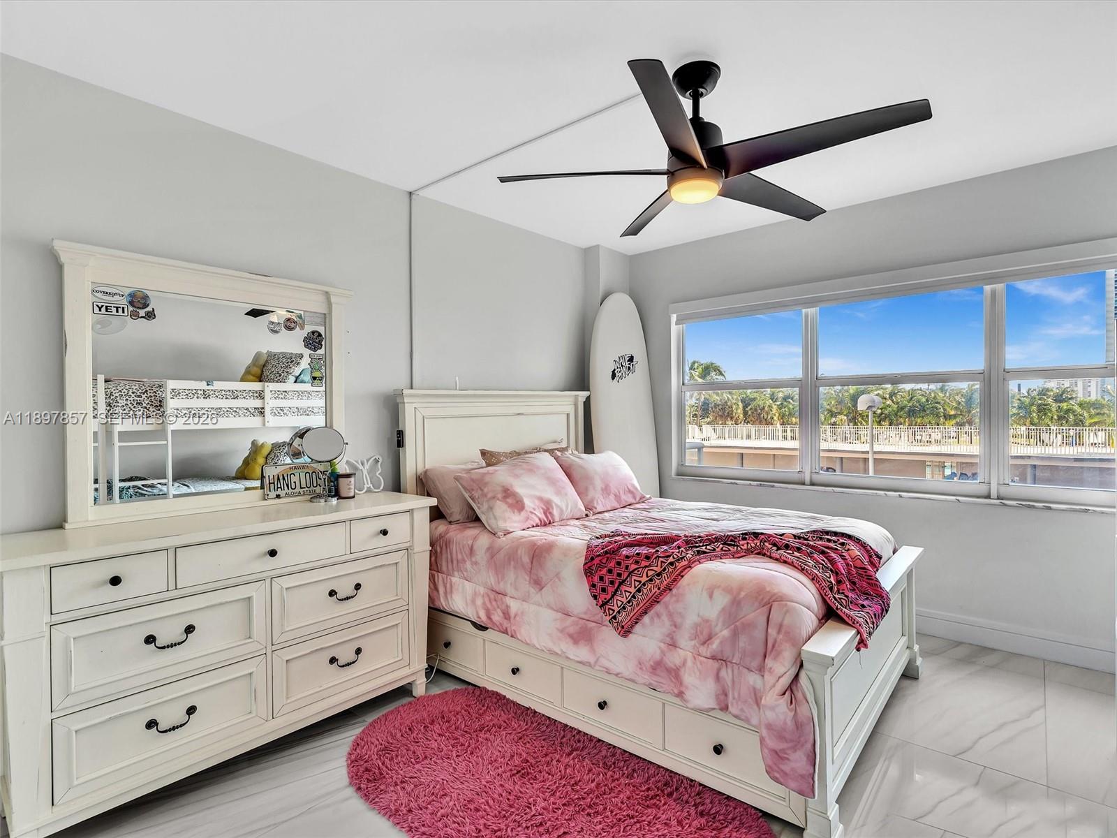 SEA MONARCH CONDO - Residential