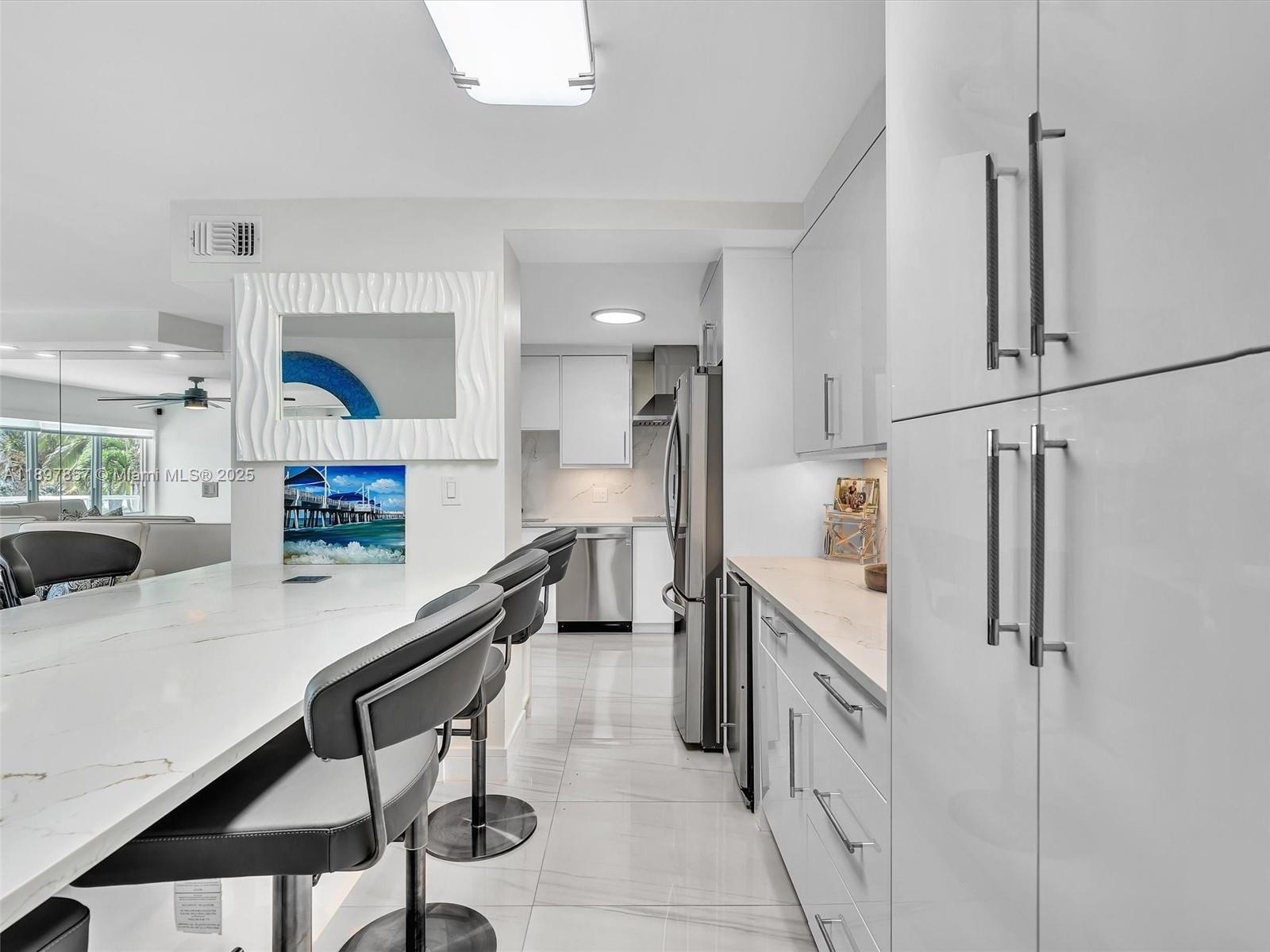 SEA MONARCH CONDO - Residential
