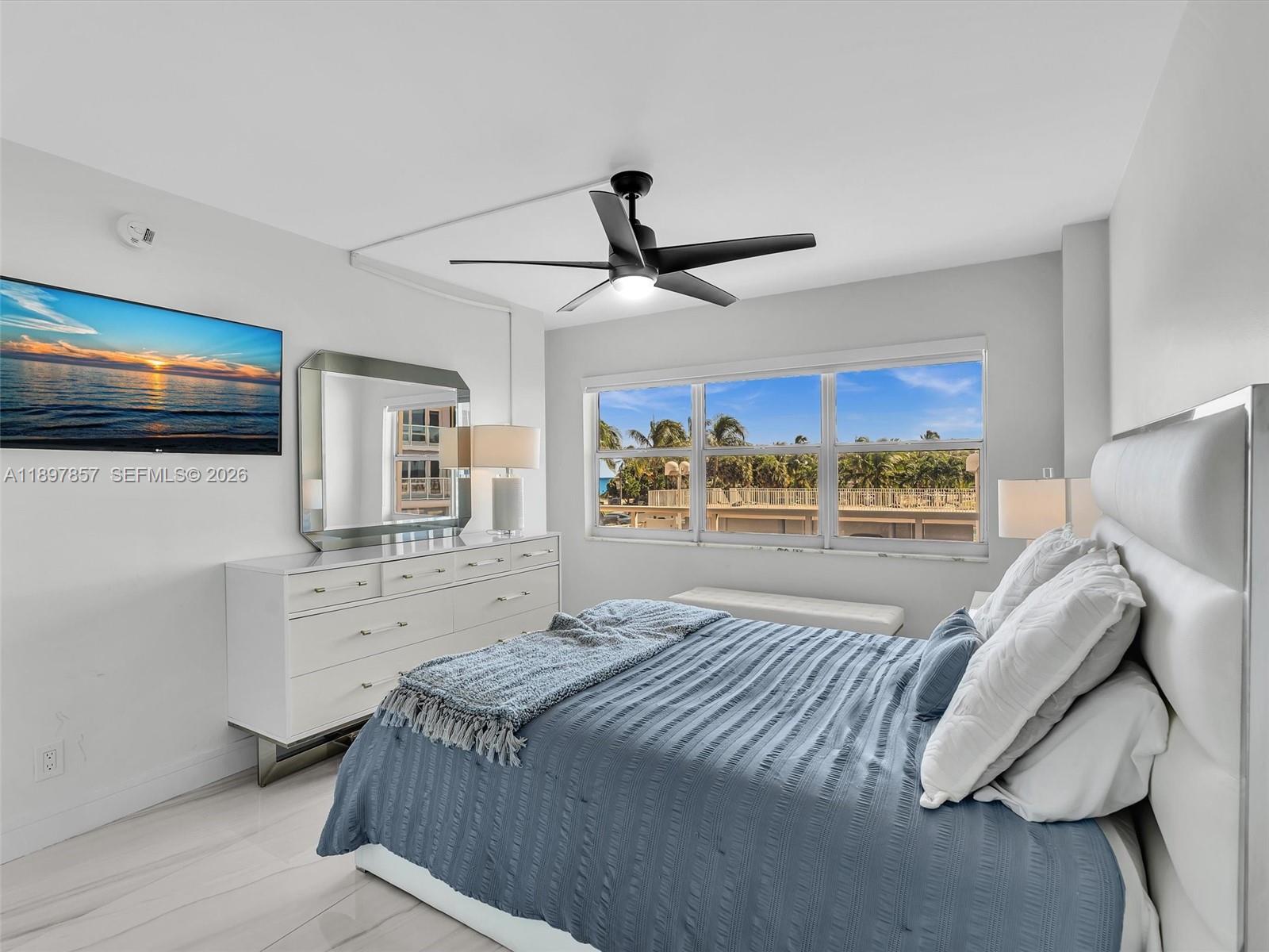 SEA MONARCH CONDO - Residential