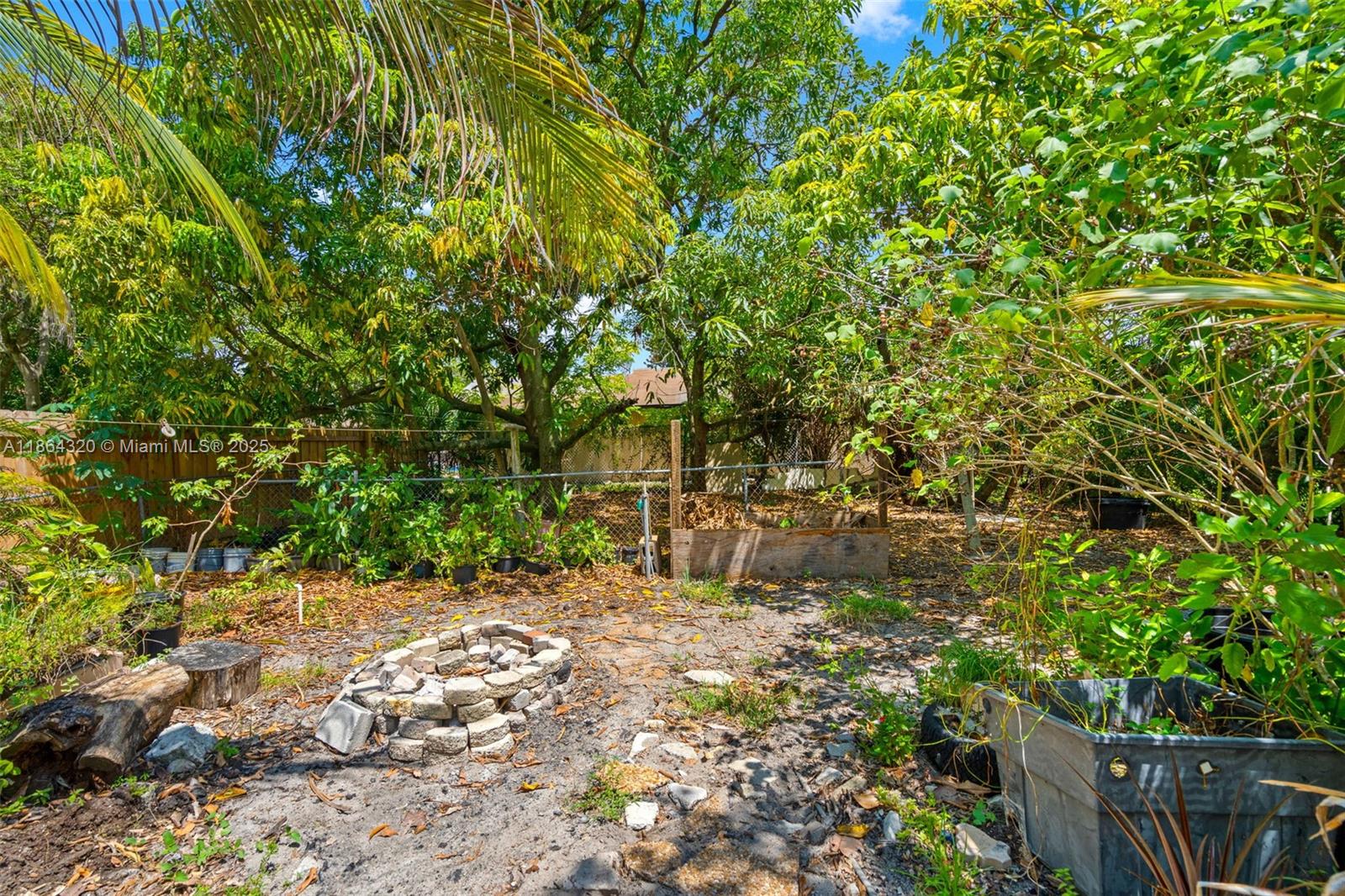 NORTH WEST LAUDERDALE - Residential