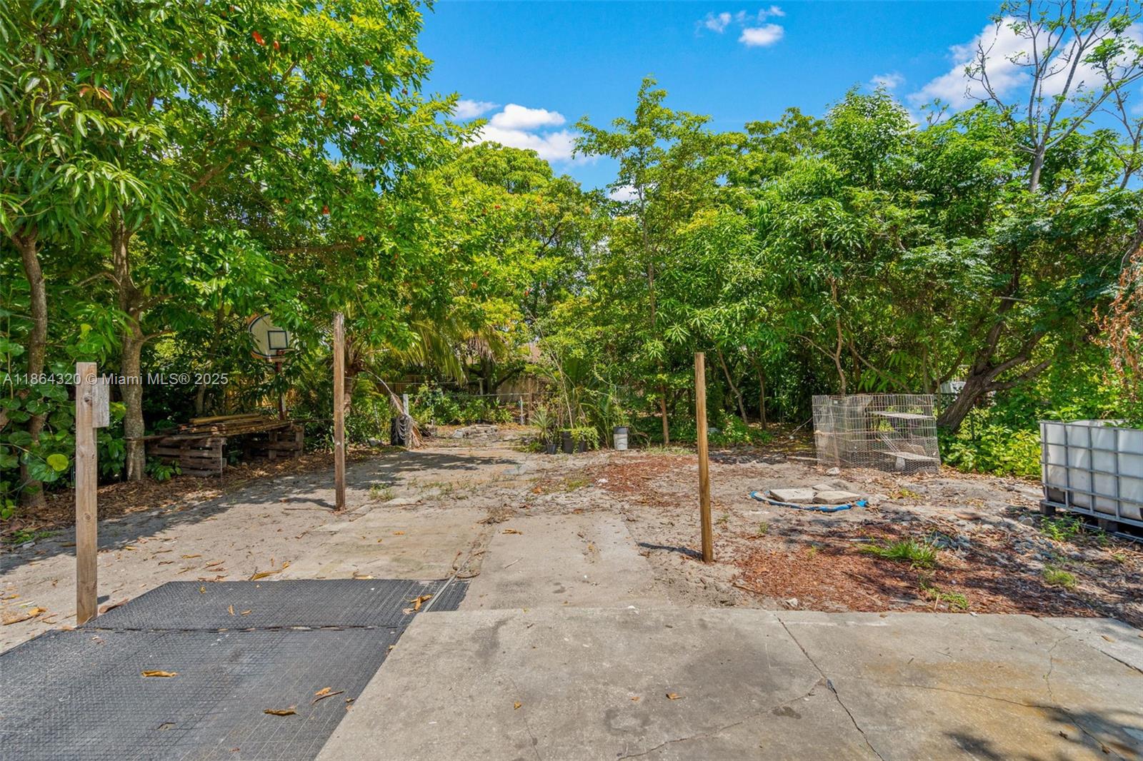 NORTH WEST LAUDERDALE - Residential