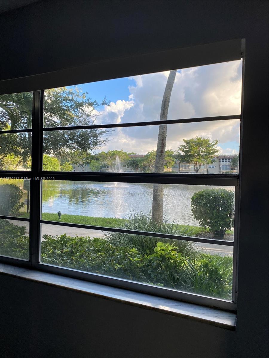 ELDERBERRY GARDENS CONDO - Residential