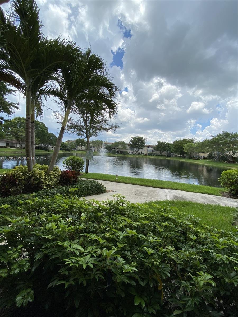 ELDERBERRY GARDENS CONDO - Residential