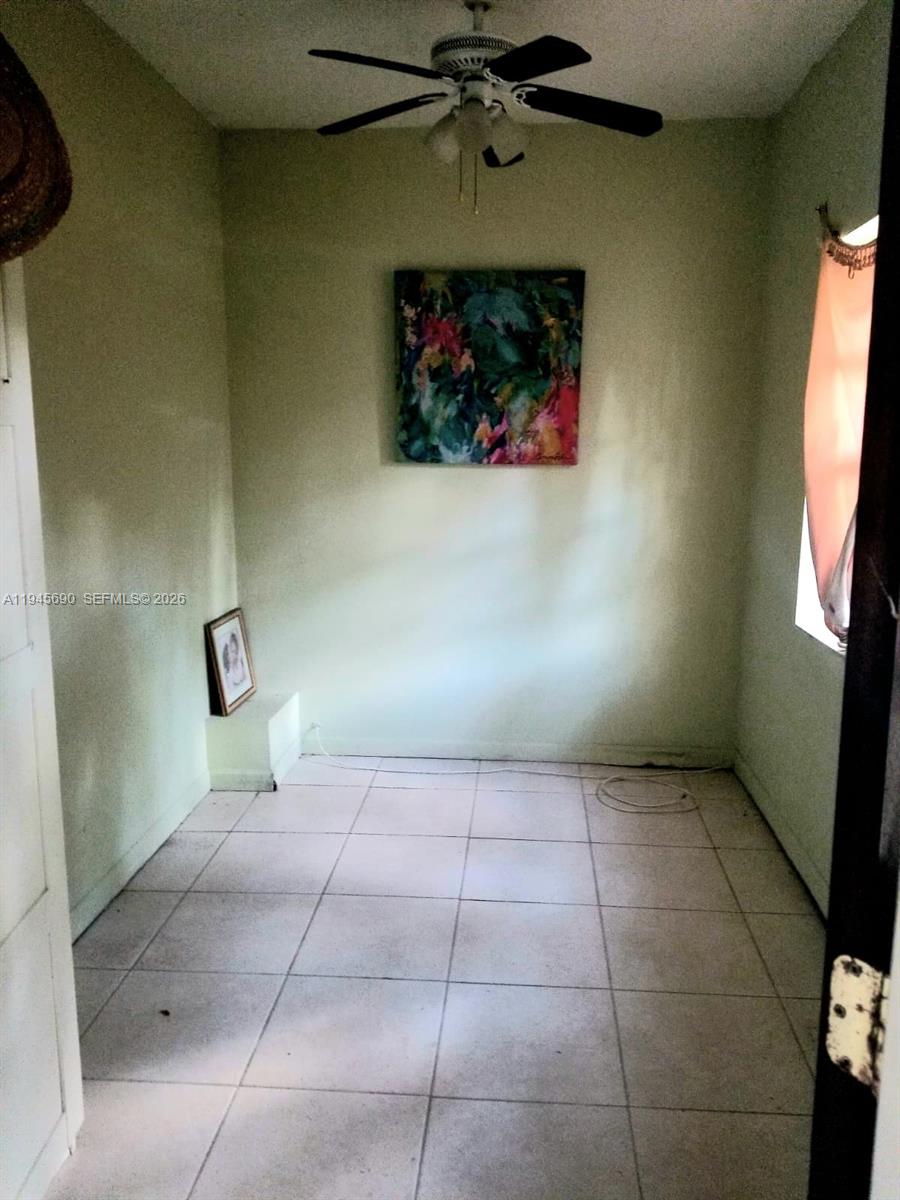 HIGHLAND PARK - Residential Income