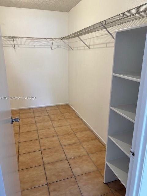 KENDALLWOOD VILLAS CONDO - Residential