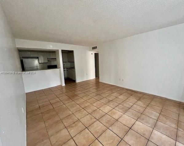 KENDALLWOOD VILLAS CONDO - Residential