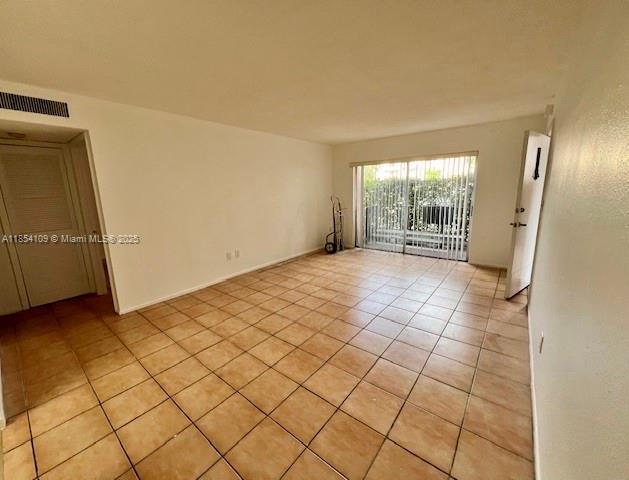 KENDALLWOOD VILLAS CONDO - Residential