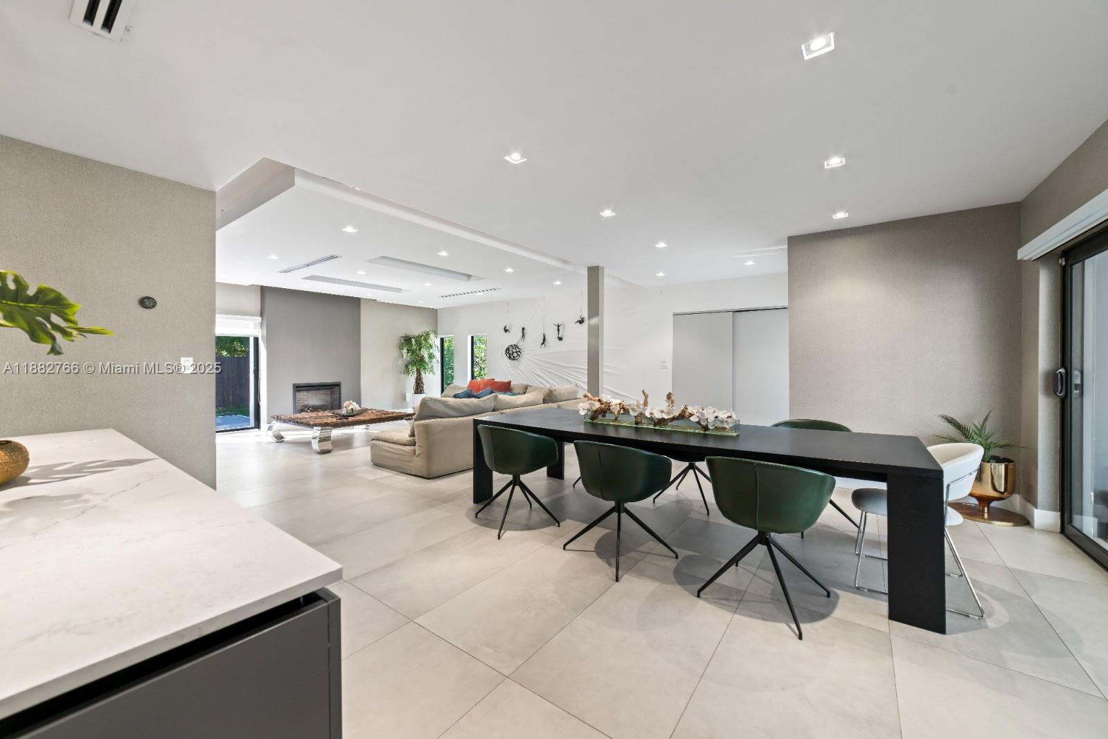 OMNI ESTATES 2ND ADDN - Residential
