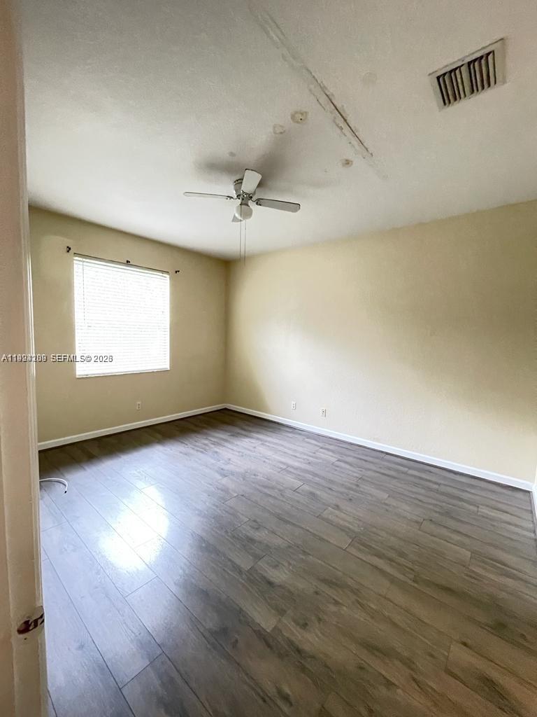 ISLES AT WESTON - Residential Lease