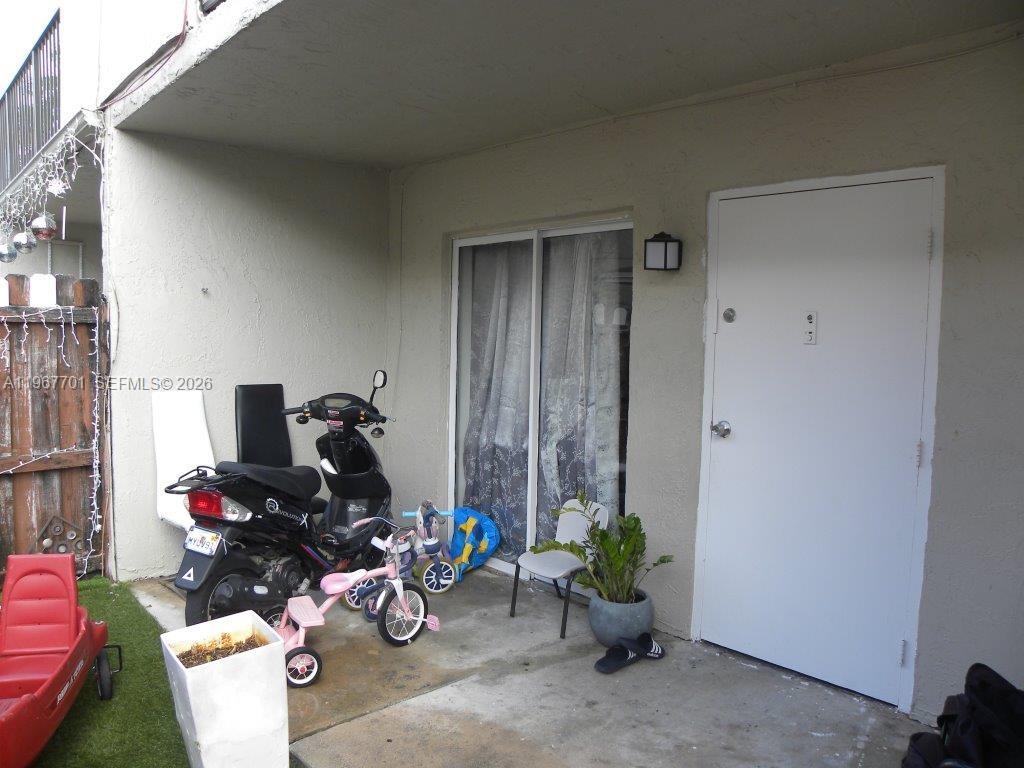 VIEW WEST CONDO PH I - Residential