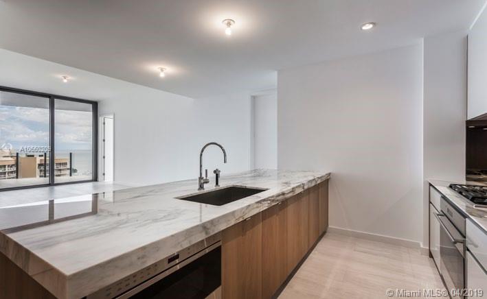 CLUB RESIDENCES AT PARK G - Residential Lease