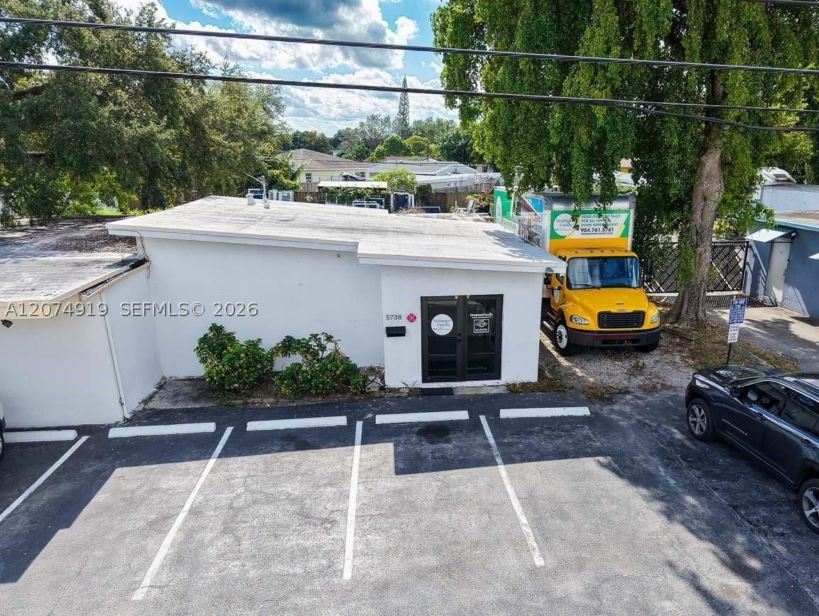 5738 W Hallandale Beach Blvd