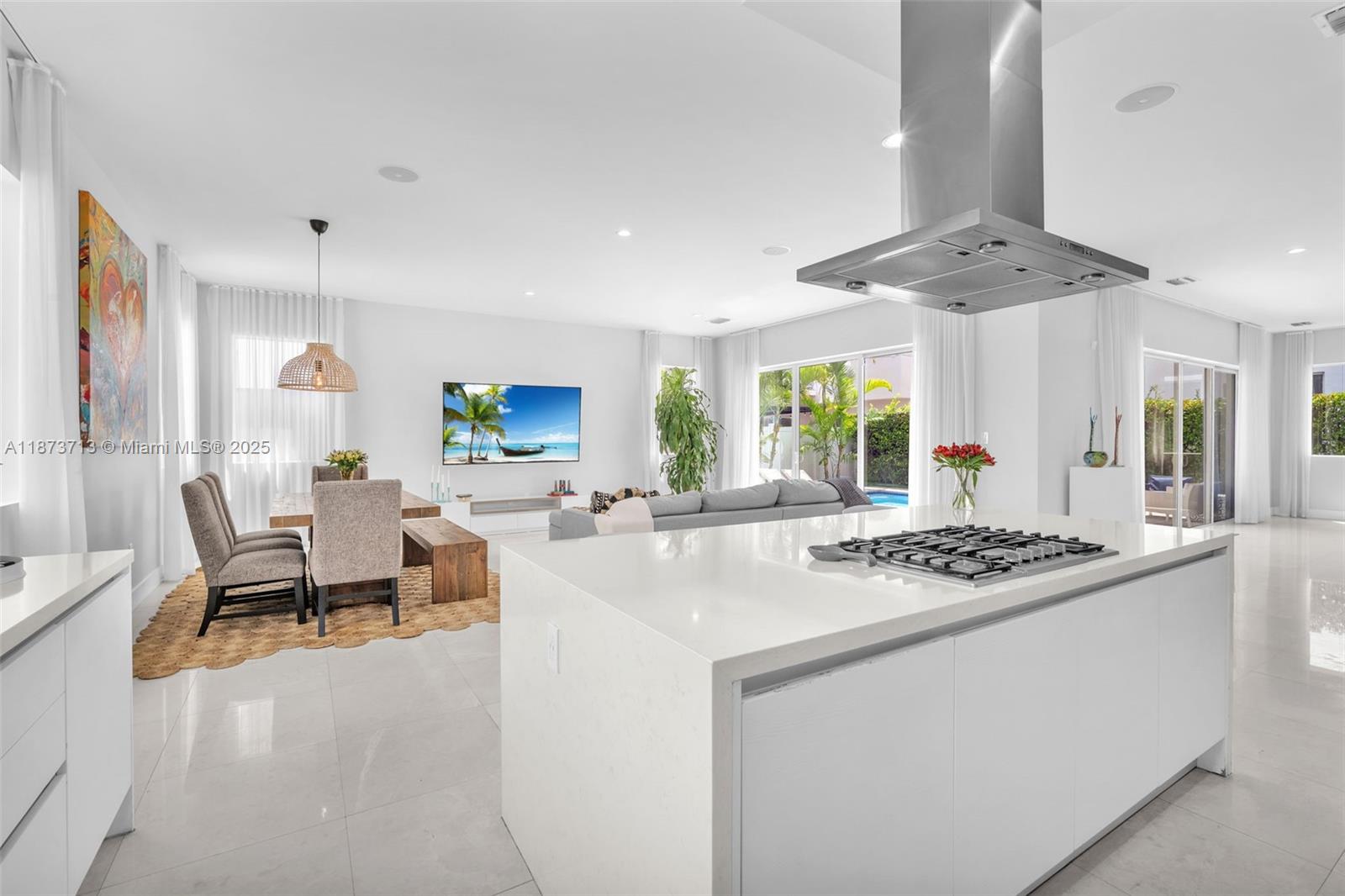 DORAL COMMONS RESIDENTIAL - Residential