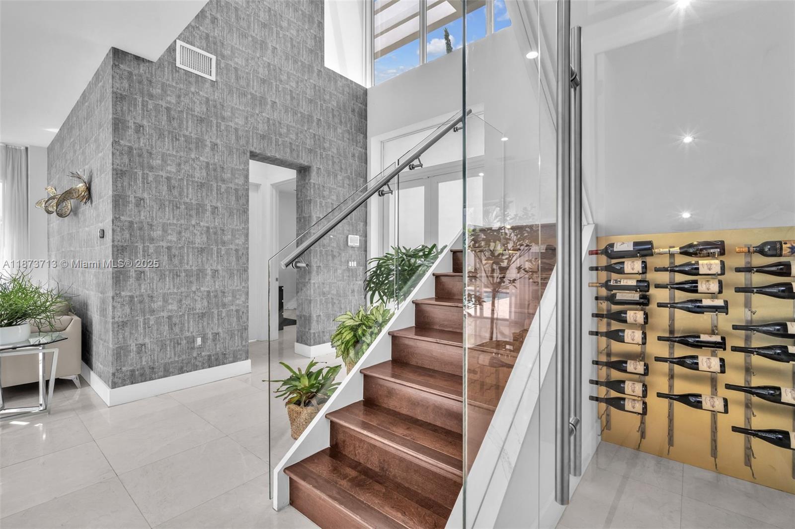 DORAL COMMONS RESIDENTIAL - Residential