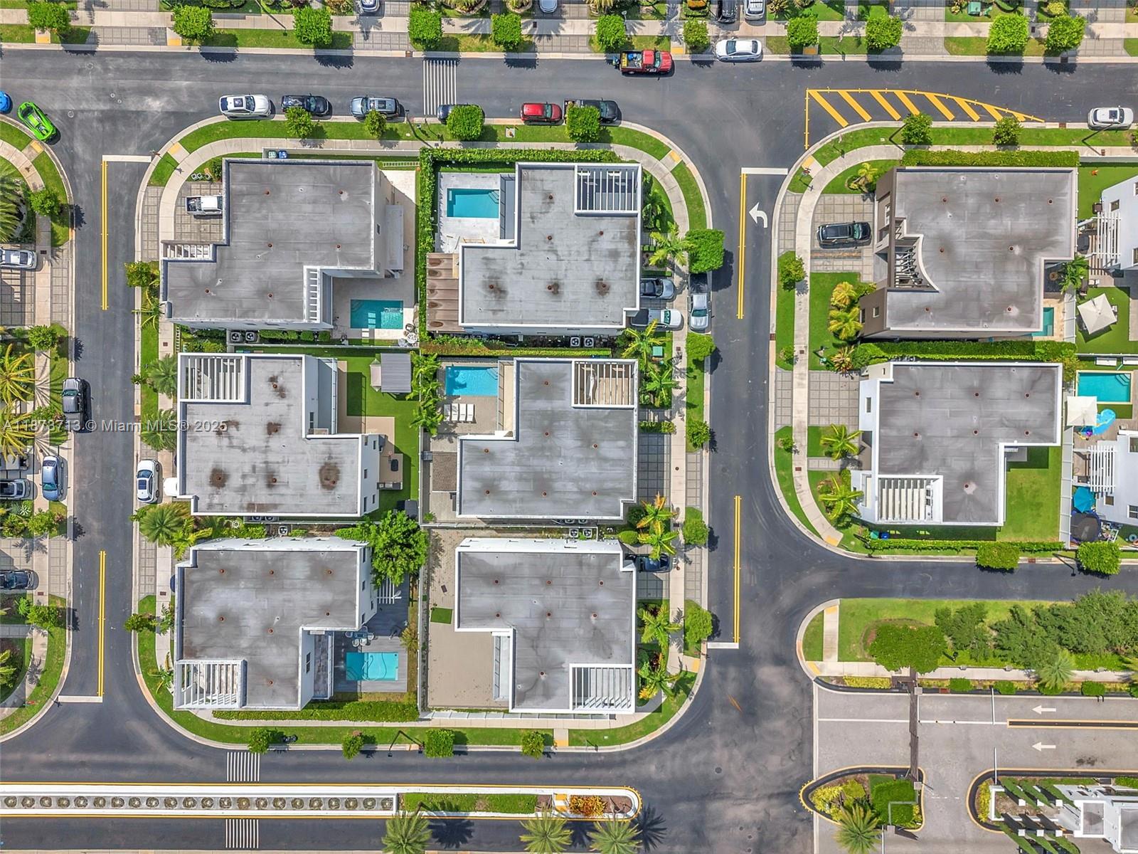 DORAL COMMONS RESIDENTIAL - Residential