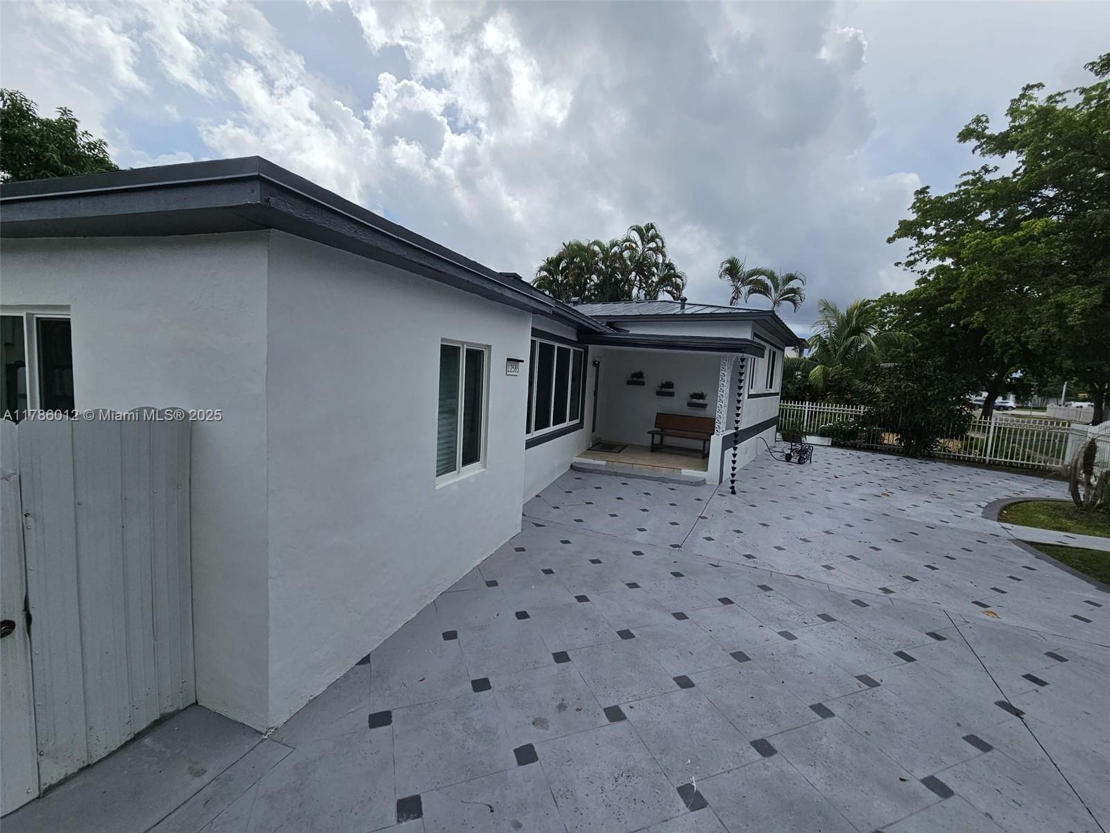 12585 Ne Miami Ct, North Miami, Miami-Dade County, Florida - 3 Bedrooms  
2 Bathrooms - 