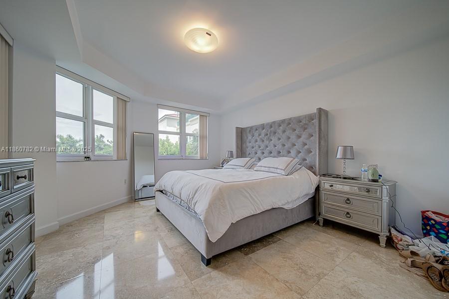 TURNBERRY VILLAGE SO TOWE - Residential