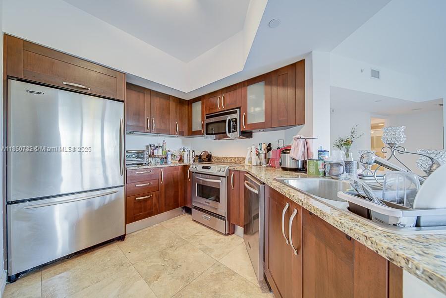 TURNBERRY VILLAGE SO TOWE - Residential